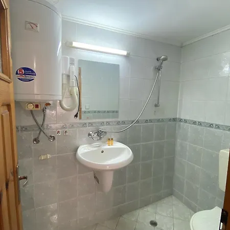 Tsvetkovi Guest house